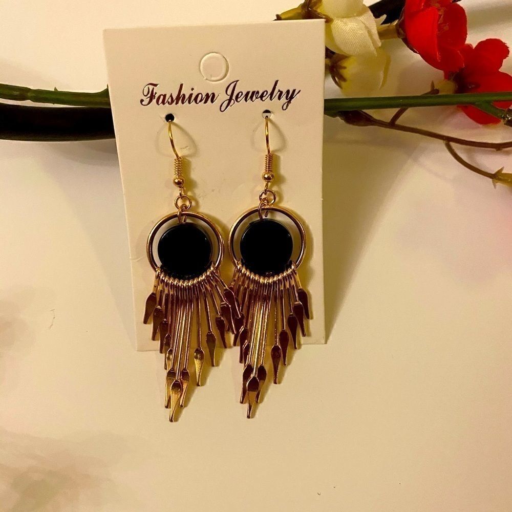 Fashion jewelry Drop earrings 